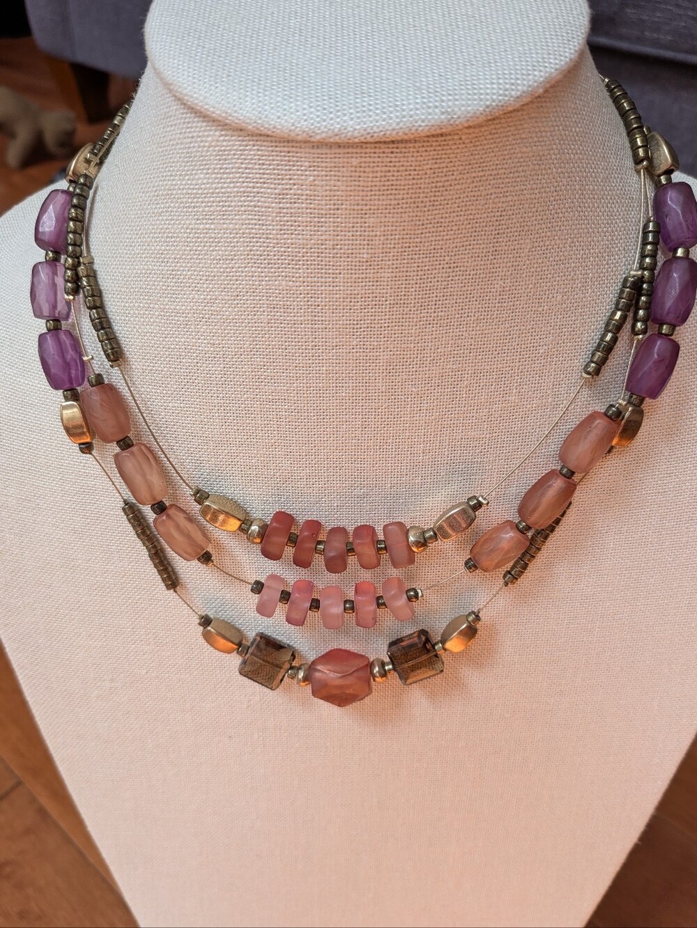 Chico’s NWT Multi-Strand Acrylic Bead Necklace ✨